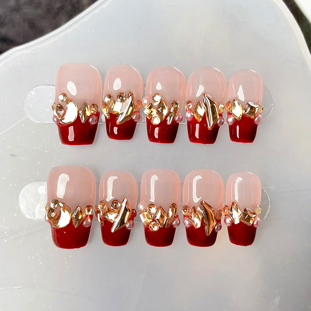 Nail Art Red - ชุดเล็บปลอมแบบกดติด 10 ชิ้น รูปทรงสี่เหลี่ยมคางหมู สีแดงไวน์ งานแฮนด์เมด