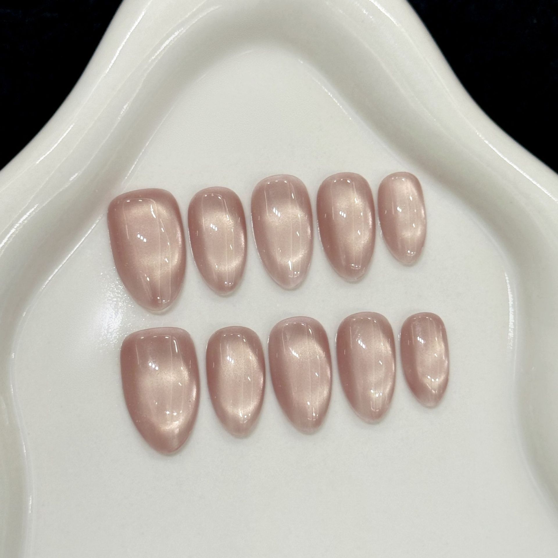 Nail Art Fake - เล็บปลอมกดติด 10 ชิ้น ทำมือ สีพื้น เคลือบเงา