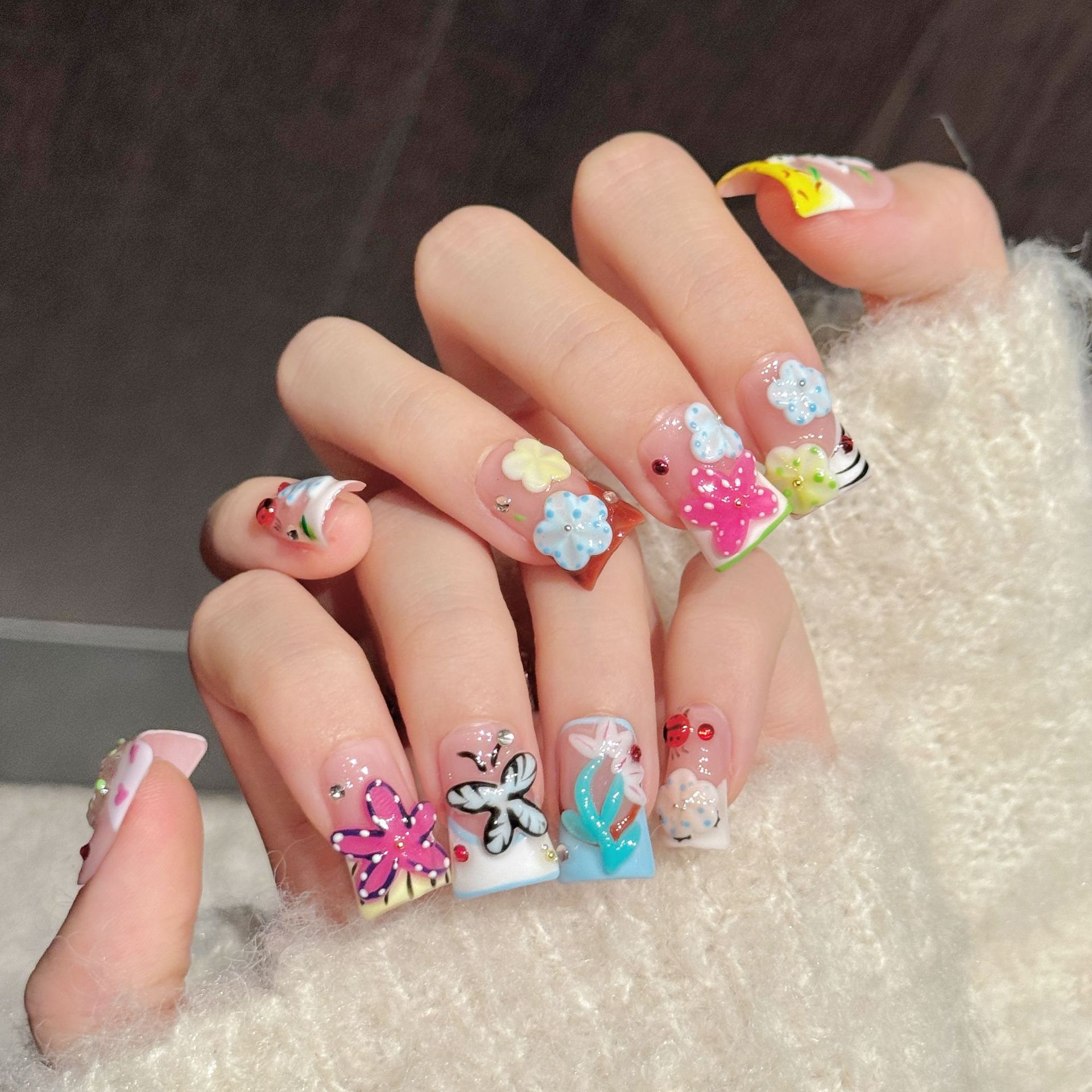 เล็บปลอมแบบกดติดลายเป็ดทำมือ 1 - Nail Art Fake บทวิจารณ์และราคา