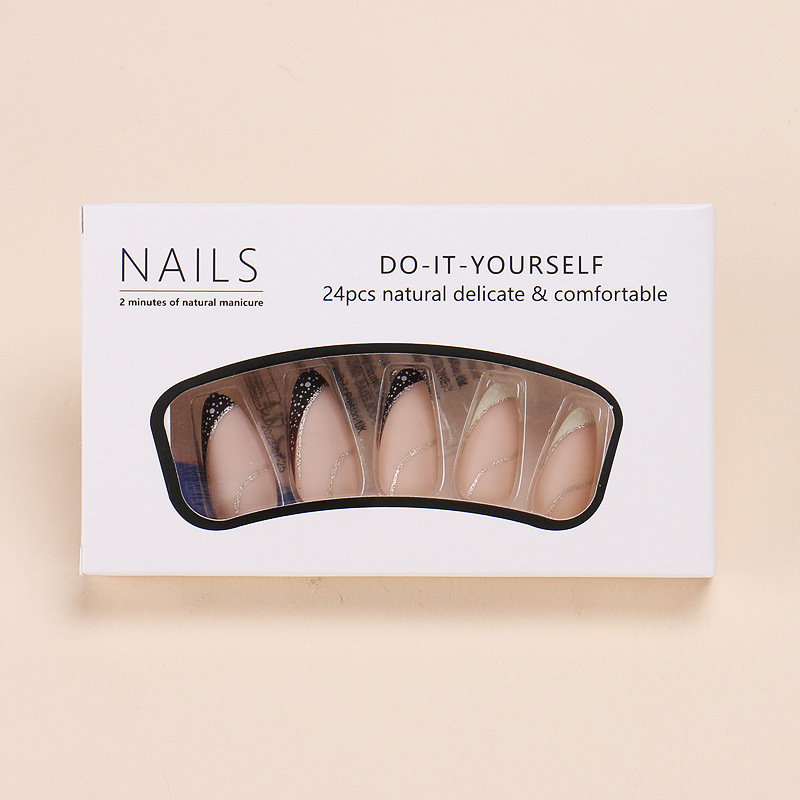 เล็บปลอมสไตล์ฝรั่งเศส 24 ชิ้น  - Nail Art Fake บทวิจารณ์และราคา